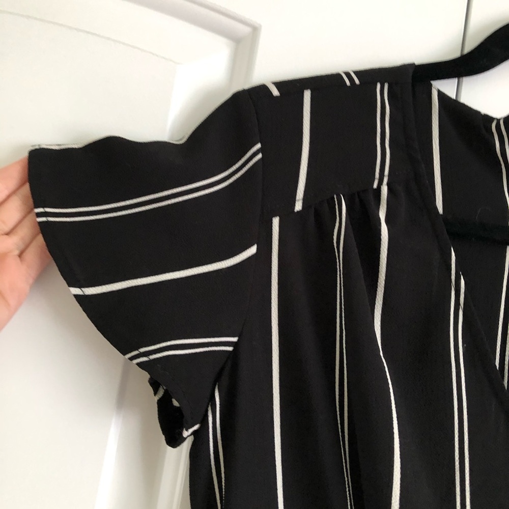 Striped romper - Picture 4 of 9